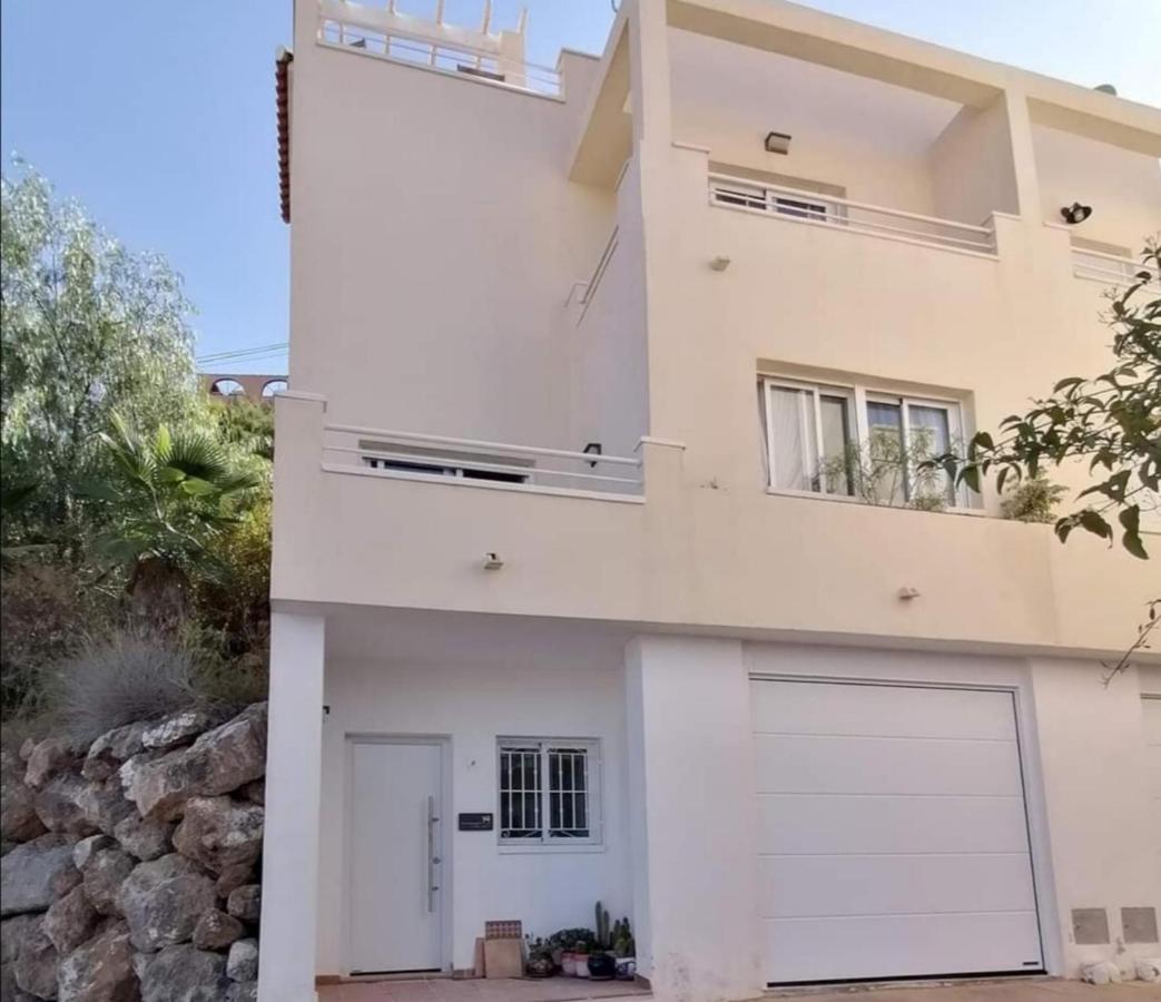 Villa Exquisite Modern 2-Bed House In El Pinar De Bédar Extérieur photo